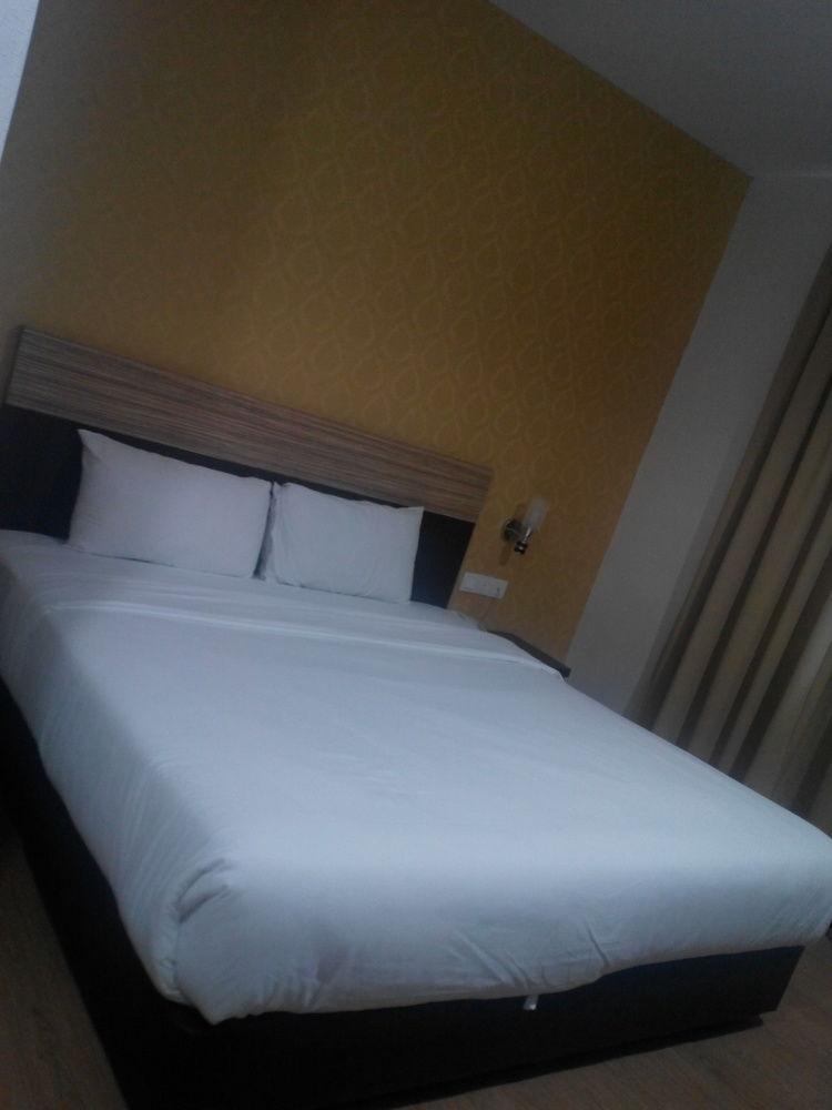 פסיר גודאנג 7 Heaven Boutique Hotel מראה חיצוני תמונה