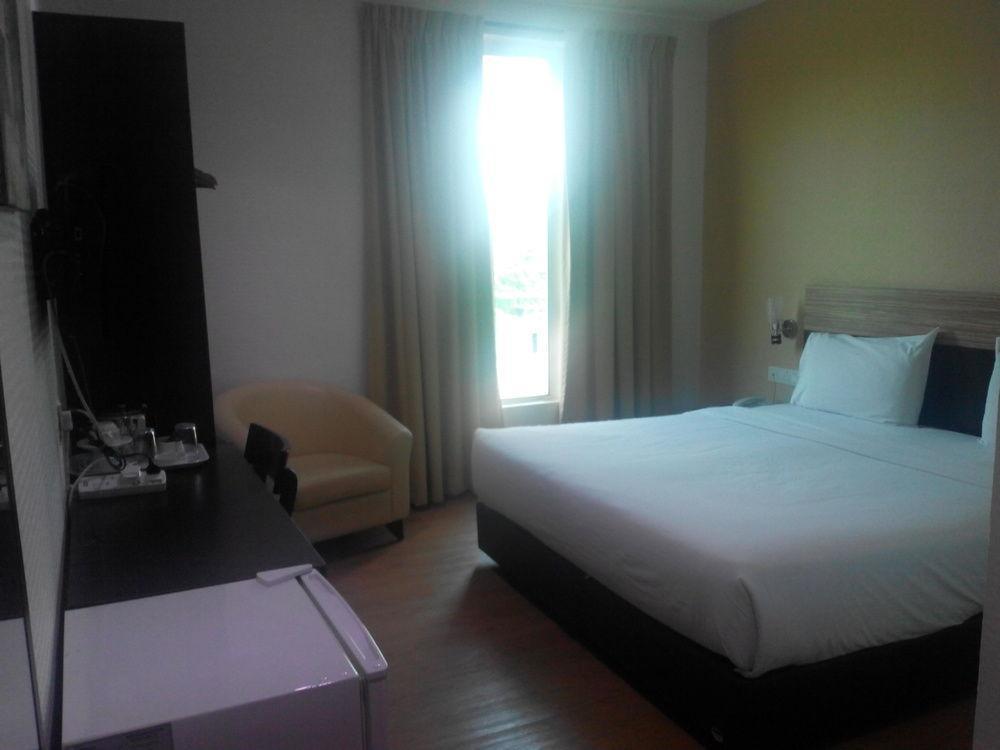פסיר גודאנג 7 Heaven Boutique Hotel מראה חיצוני תמונה