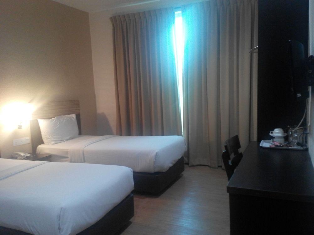פסיר גודאנג 7 Heaven Boutique Hotel מראה חיצוני תמונה