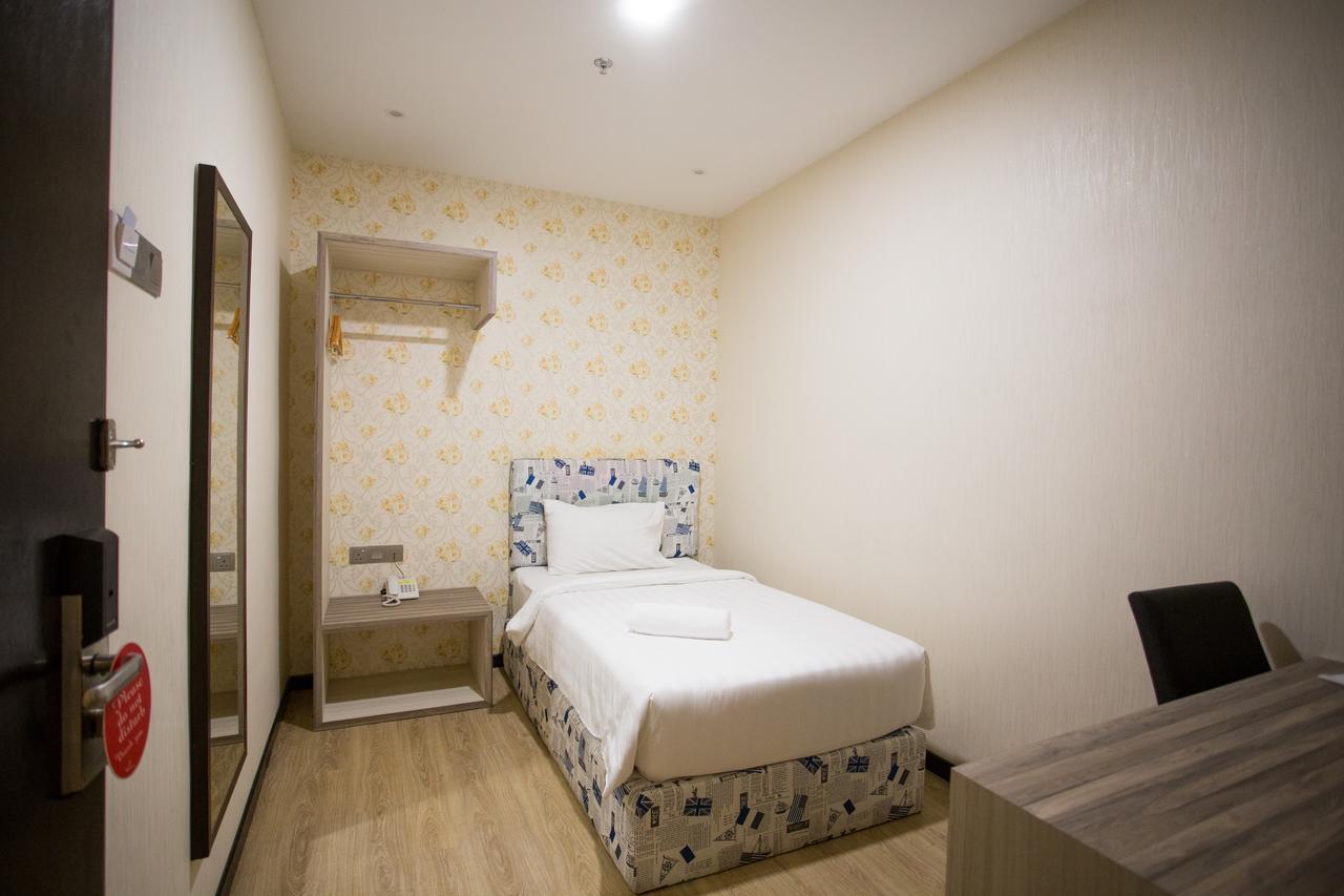 פסיר גודאנג 7 Heaven Boutique Hotel מראה חיצוני תמונה